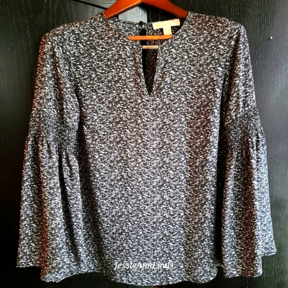 Michael Kors Black White V-neck Bell Sleeves Blouse Shirt Top Size Small